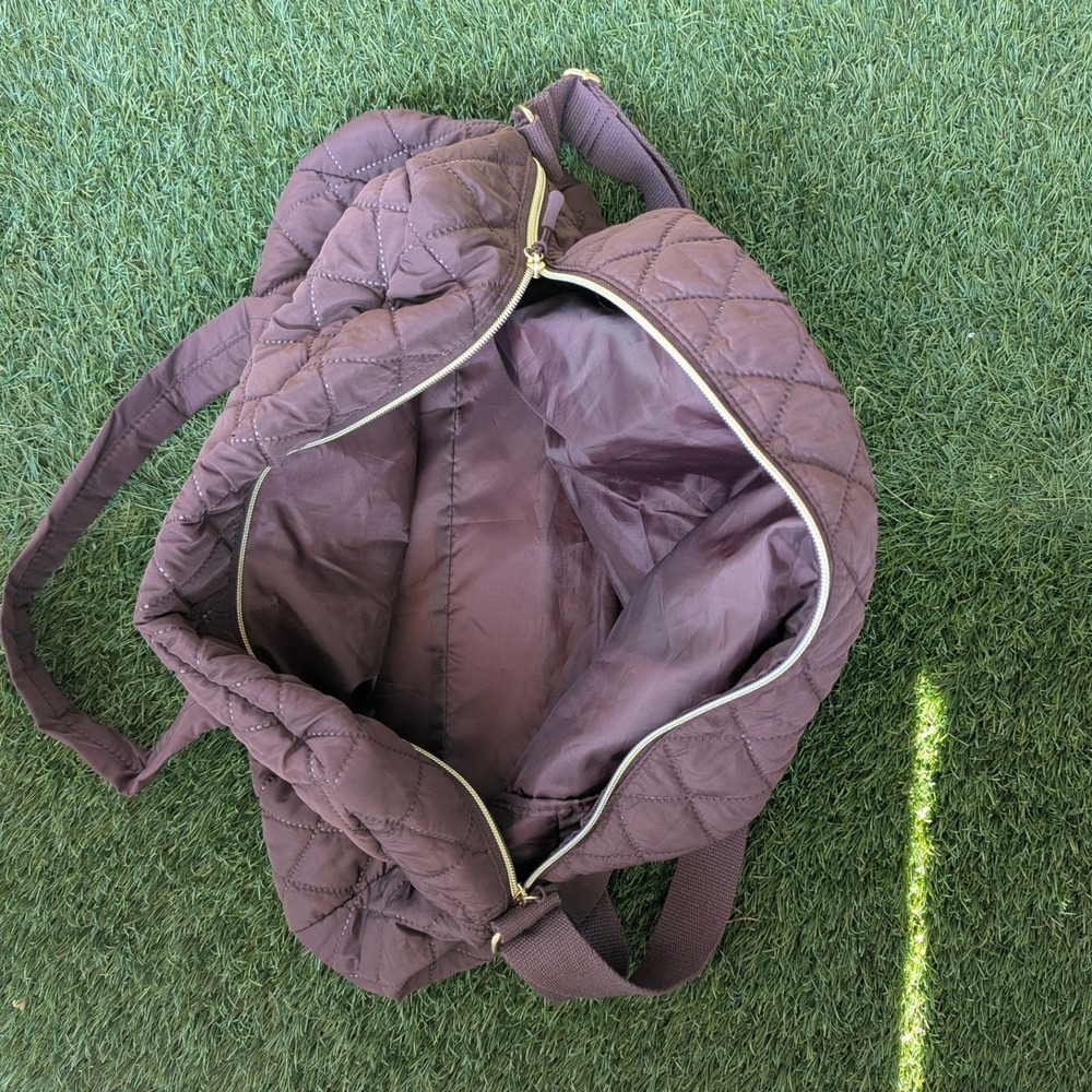 New With Tags Ulta Beauty Quilted Duffle Bag Plum Purple Weekender Travel Gym - Picture 6 of 8